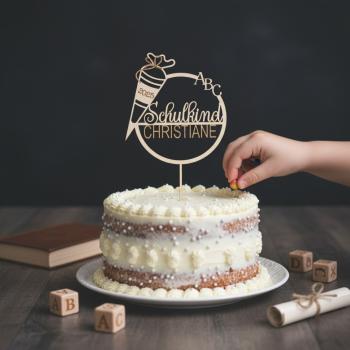 Holz‑Caketopper aus 3 mm Birkensperrholz mit Schriftzug „Endlich Schulkind“ und Schultüte